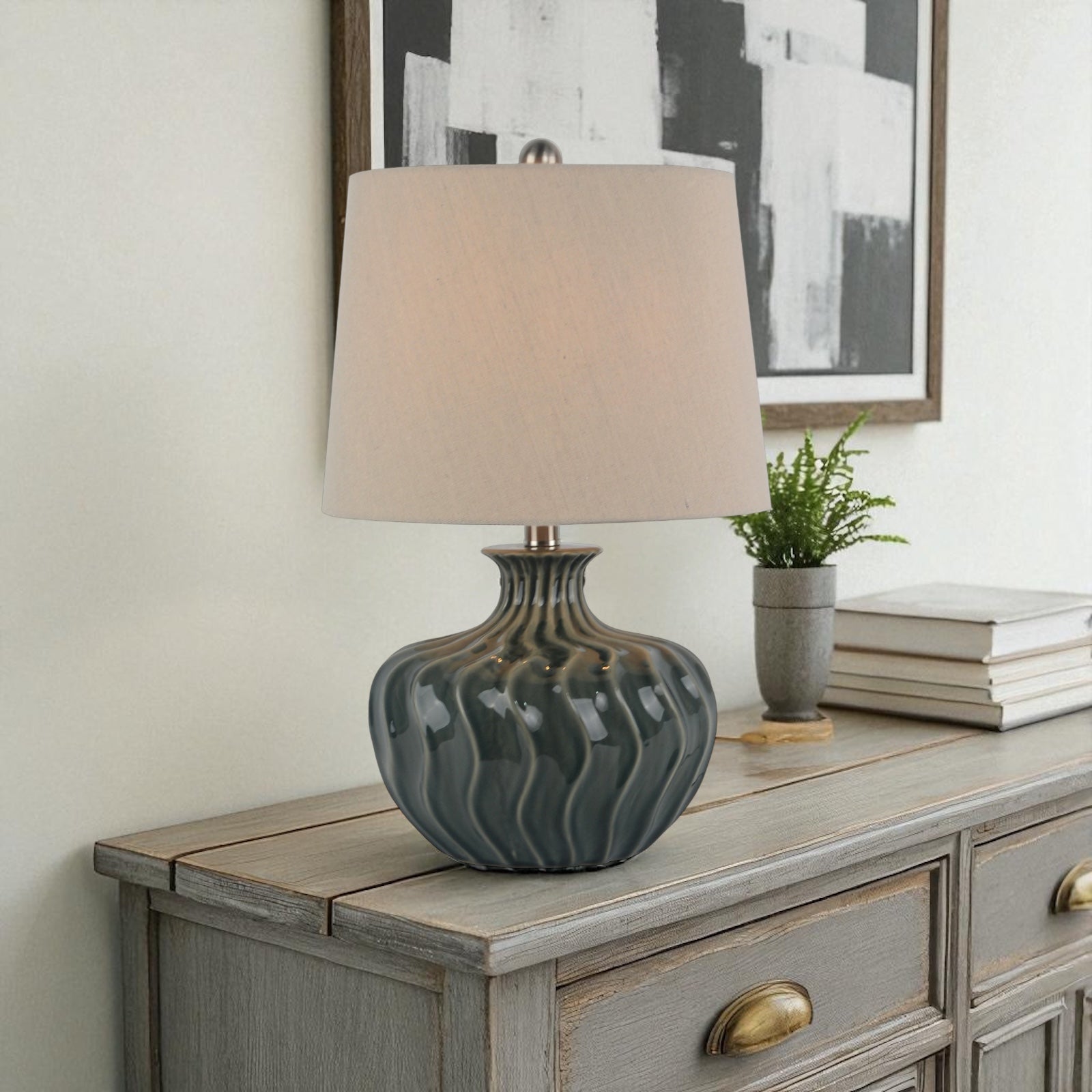Formira Ceramic Table Lamp