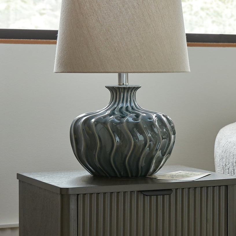 Formira Ceramic Table Lamp