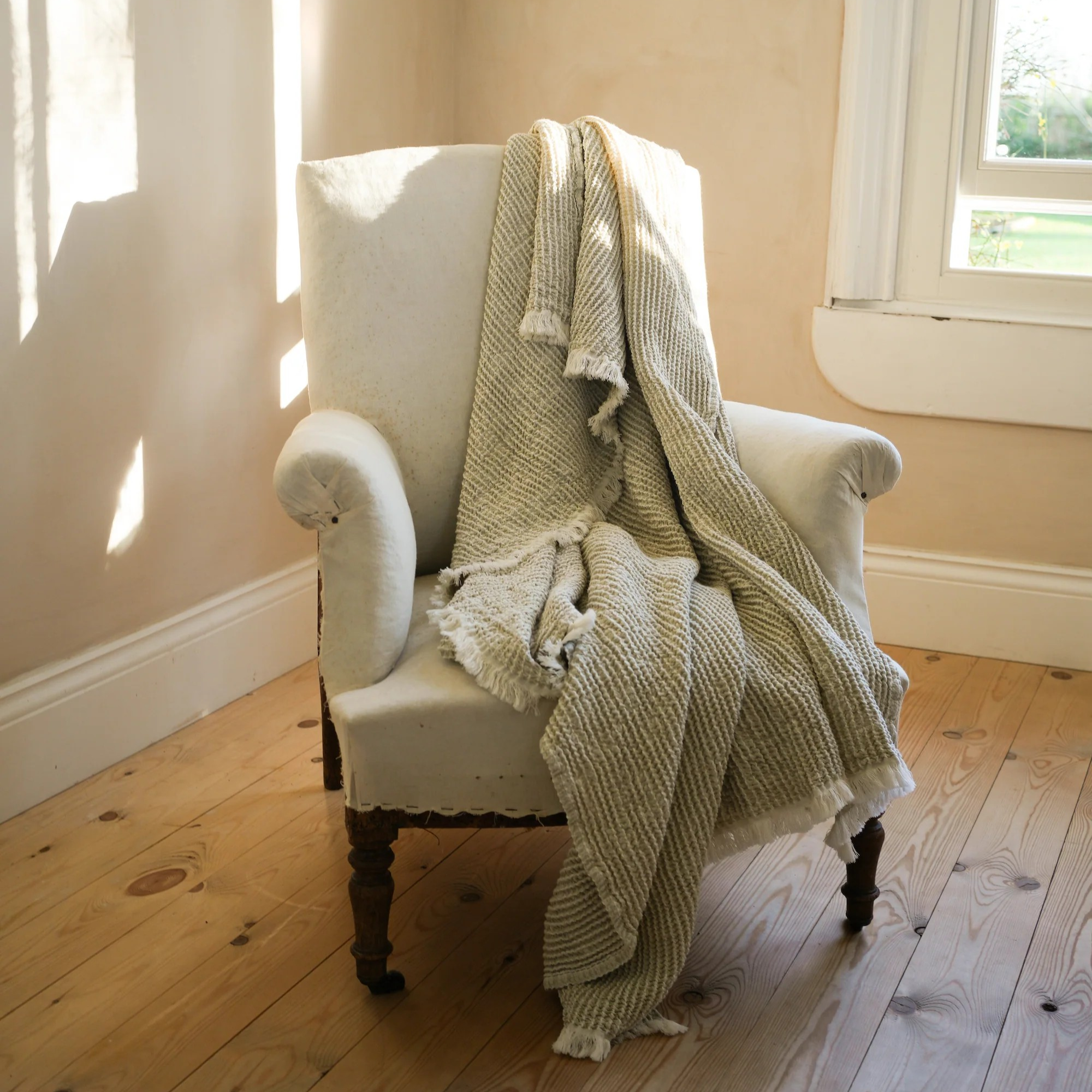 Umber Waffle Cotton Throw